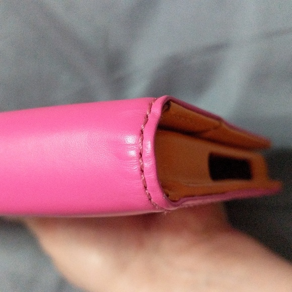 #704HTF Retired Kate Spade New York Hot Pink & Orange Cover For AmazonFireTablet - Picture 8 of 8